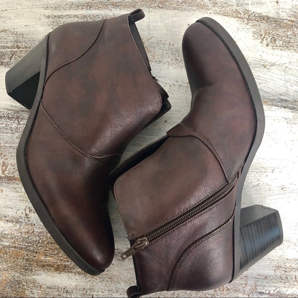 cloud walker ankle boots